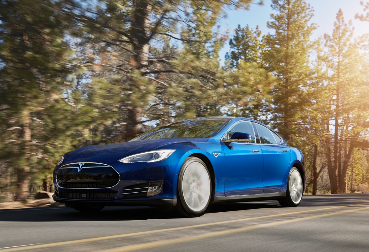 Novità nell’aggiornamento Tesla OS 11 2021
