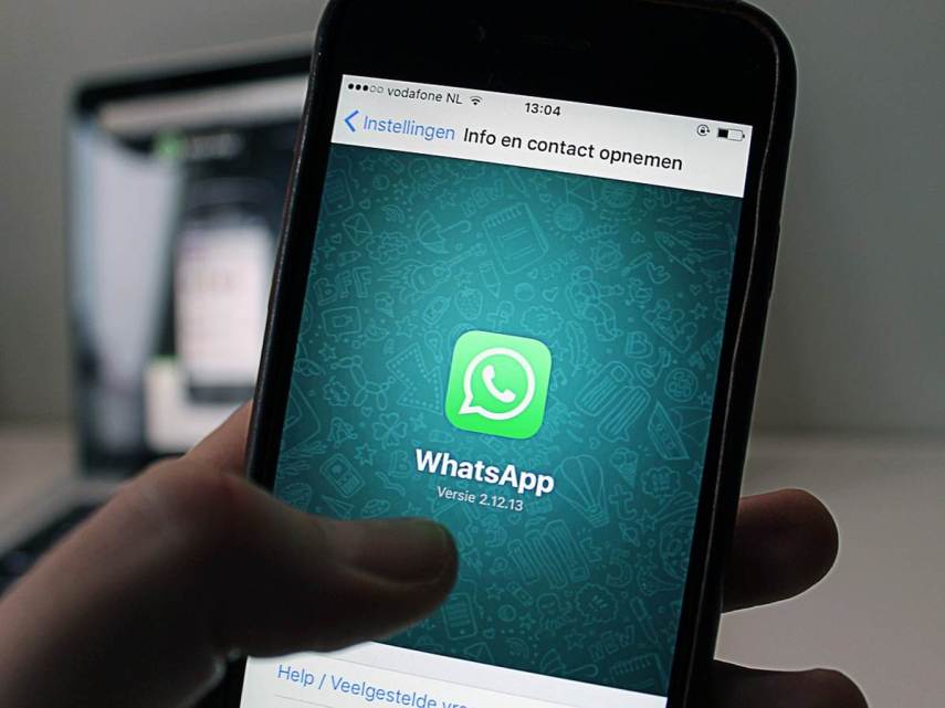 Attento alle fake news, WhatsApp potrebbe bloccarti