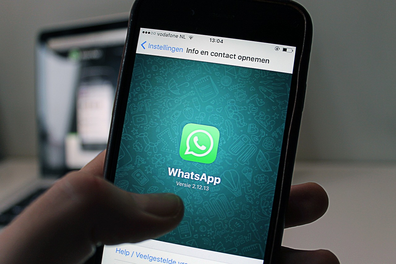 Come eliminare il profilo WhatsApp su qualsiasi dispositivo