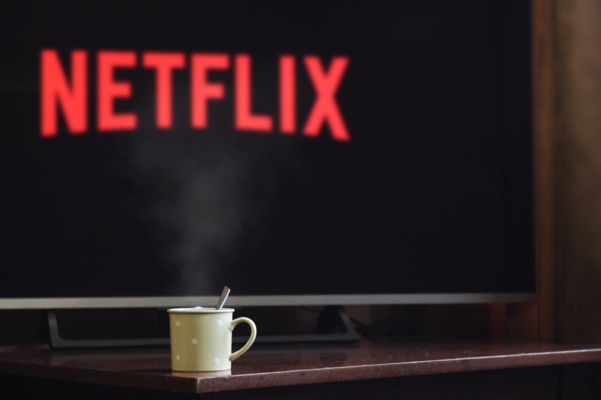 Netflix: la condivisione dell’account presto a pagamento, come sarai controllato?